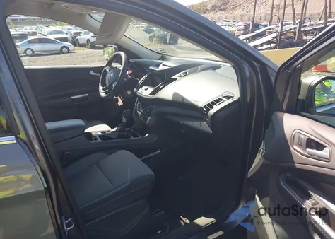 2017 Ford Escape Se z USA, uszkodzony, nr VIN 1FMCU9GD2HUA35332